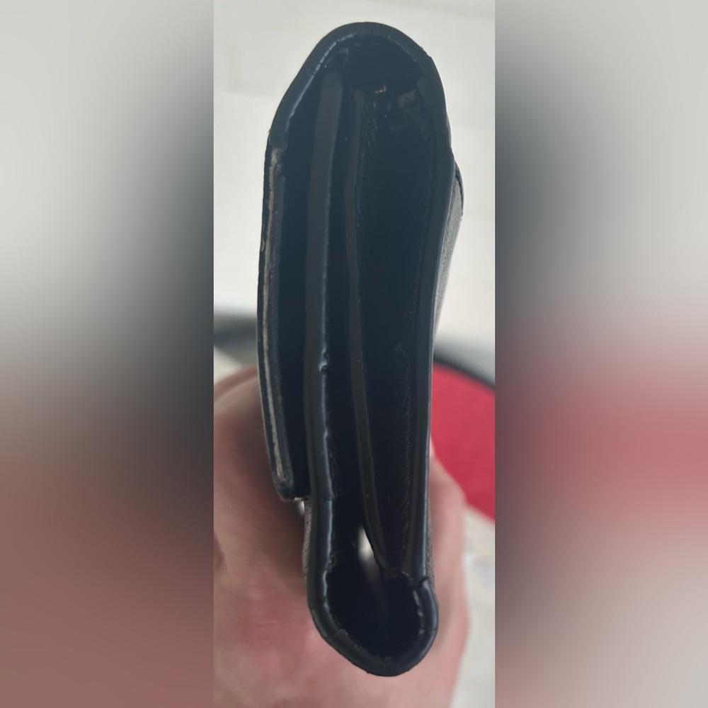 COACH BLACK LEATHER TRIFOLD WALLET WITH PEBBLED LEATHER LANYARD. LIKE NEW! - Picture 10 of 12